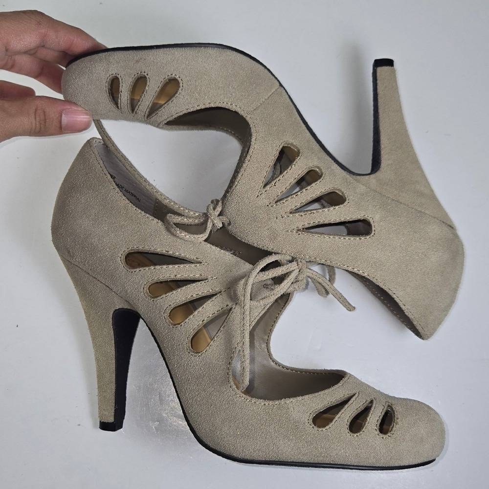 Crown Vintage Bruges leather Cutout Lace Up Heels Beige Women's Size 7.5M - Picture 4 of 11